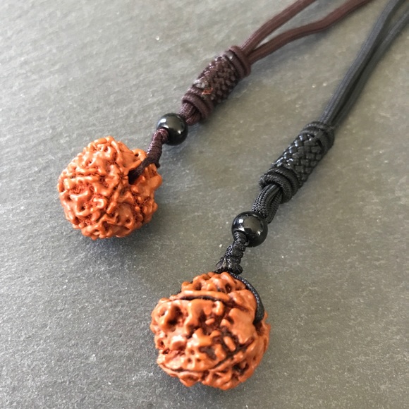 Sacred Rudraksha seed Necklace - Picture 7 of 8